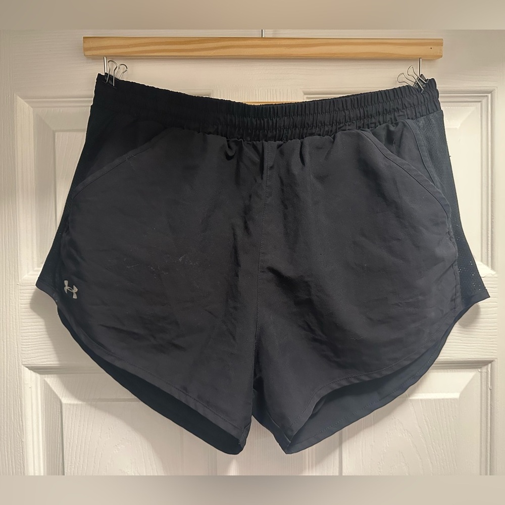 Under Armour Black Running Shorts Women’s Medium – Lightweight Athletic Workout